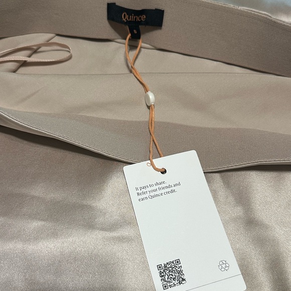 Beautiful Quince Silk skirt NWT! - Picture 3 of 5